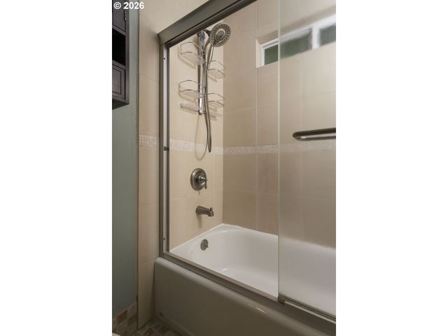 6615 Se 43RD Ave, Portland, OR 97206