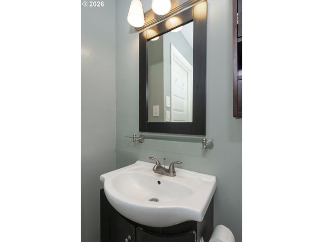 6615 Se 43RD Ave, Portland, OR 97206