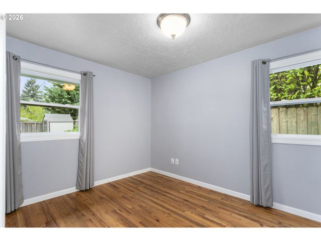 6615 Se 43RD Ave, Portland, OR 97206