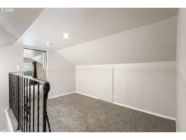 6615 Se 43RD Ave, Portland, OR 97206