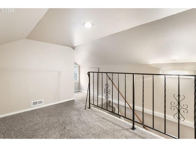 6615 Se 43RD Ave, Portland, OR 97206