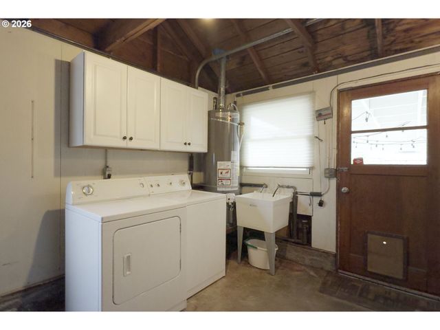 6615 Se 43RD Ave, Portland, OR 97206