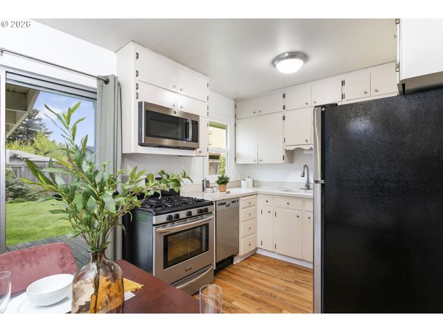 6615 Se 43RD Ave, Portland, OR 97206