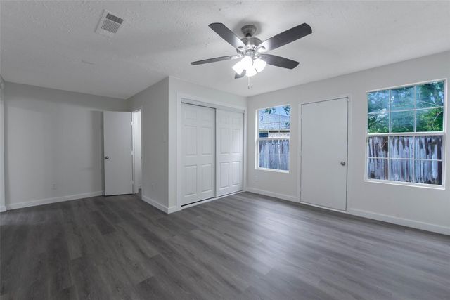 2511 Orion Drive, League City, TX 77573