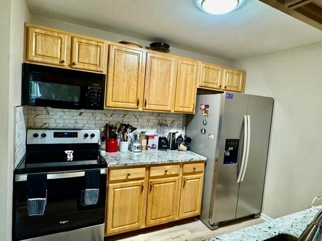 432 Marigold Circle, Westland, MI 48185
