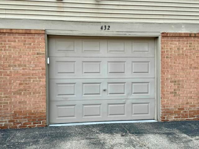 432 Marigold Circle, Westland, MI 48185