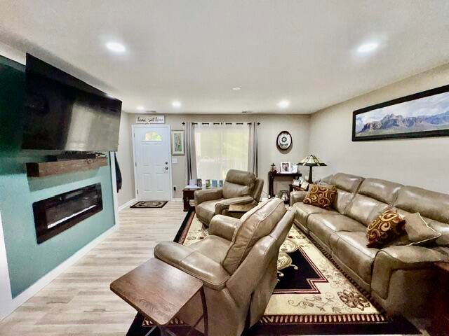 432 Marigold Circle, Westland, MI 48185