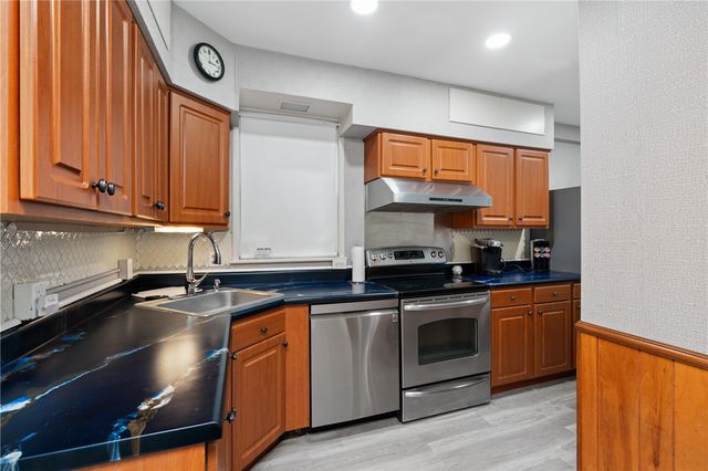 3358 Perrysville Ave, Observatory Hill, PA 15214