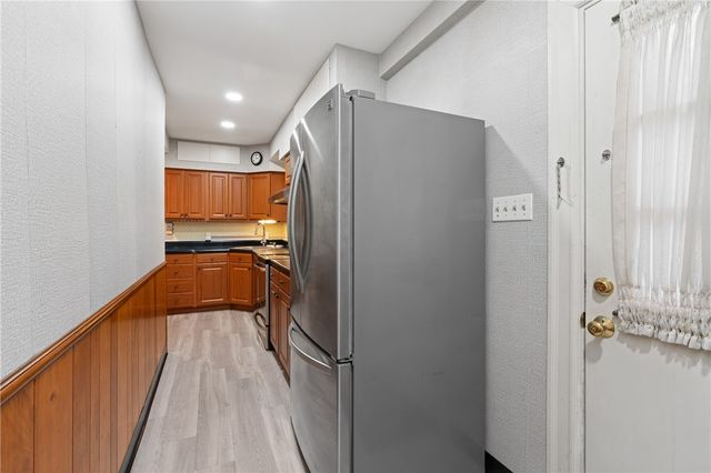 3358 Perrysville Ave, Observatory Hill, PA 15214