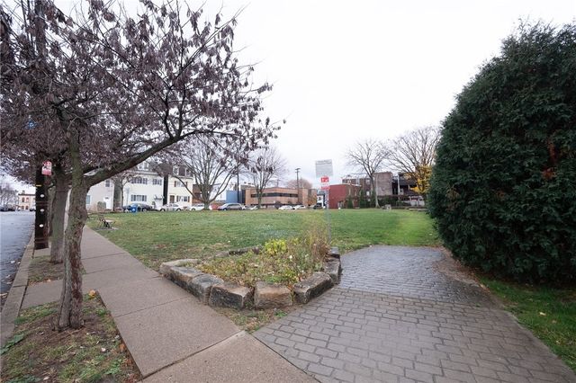 1604 Hatteras St, Troy Hill, PA 15212