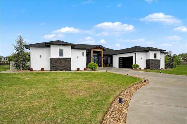 1750 Westend Avenue, Centerton, AR 72719