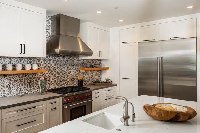 140 Twin Oaks Drive, Los Gatos, CA 95032