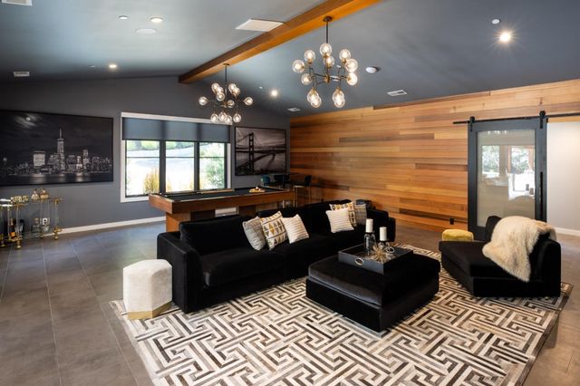 140 Twin Oaks Drive, Los Gatos, CA 95032