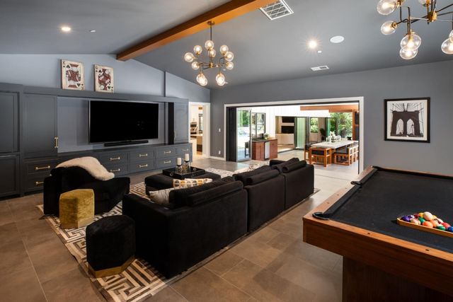 140 Twin Oaks Drive, Los Gatos, CA 95032