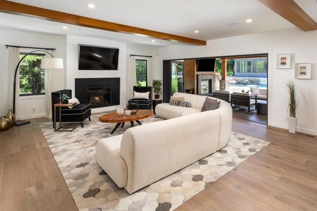 140 Twin Oaks Drive, Los Gatos, CA 95032