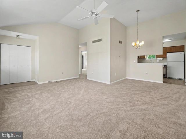 1306 FAIRBOURNE CT, Lansdale, PA 19446