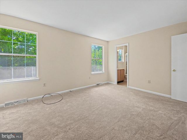 1306 FAIRBOURNE CT, Lansdale, PA 19446