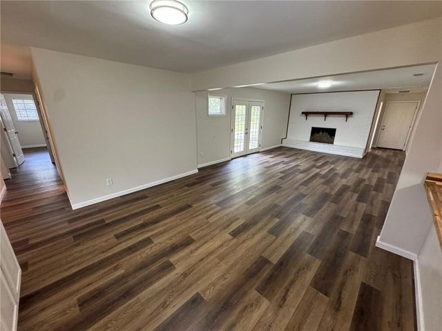 11830 Old Moffat Road, Wilmer, AL 36587