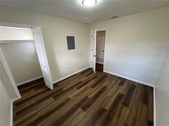 11830 Old Moffat Road, Wilmer, AL 36587