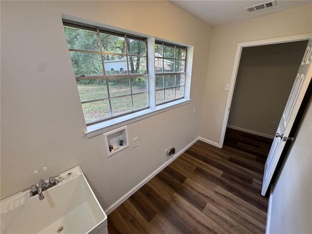 11830 Old Moffat Road, Wilmer, AL 36587