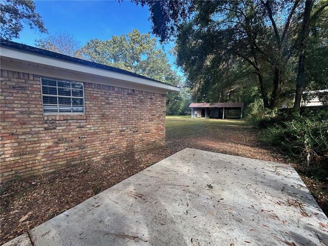 11830 Old Moffat Road, Wilmer, AL 36587