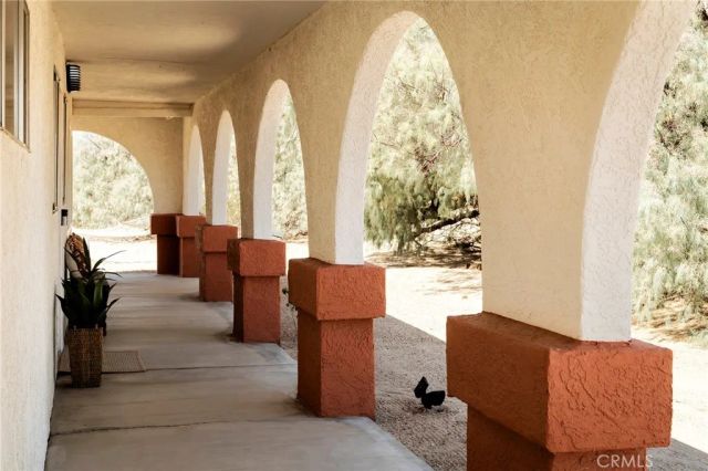 80322 Mesa Drive, 29 Palms, CA 92277