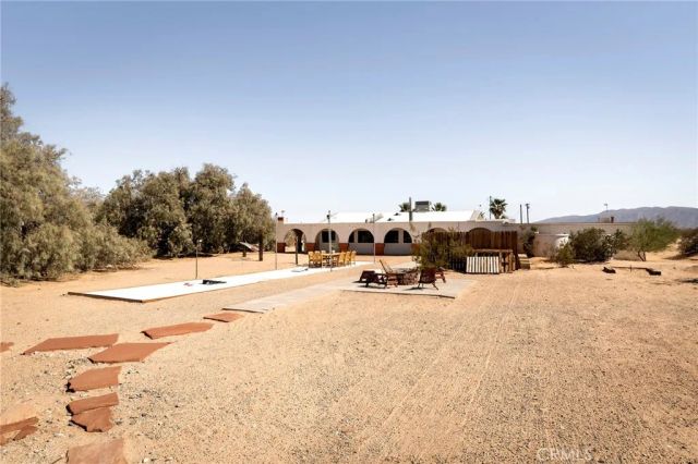 80322 Mesa Drive, 29 Palms, CA 92277