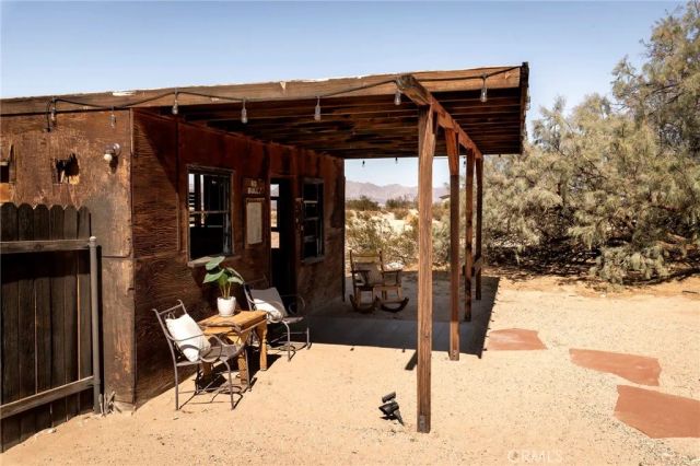 80322 Mesa Drive, 29 Palms, CA 92277