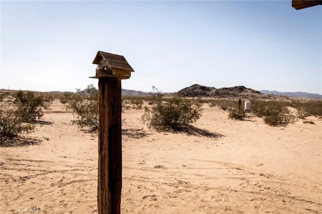 80322 Mesa Drive, 29 Palms, CA 92277