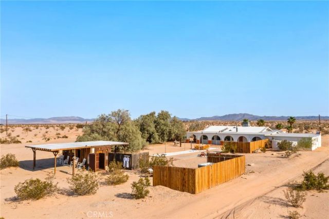 80322 Mesa Drive, 29 Palms, CA 92277