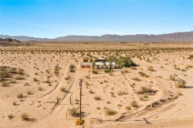80322 Mesa Drive, 29 Palms, CA 92277