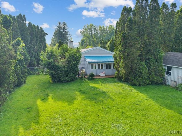 55 Ainslee Drive, Schroeppel, NY 13132