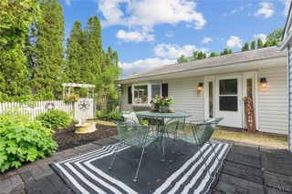 55 Ainslee Drive, Schroeppel, NY 13132
