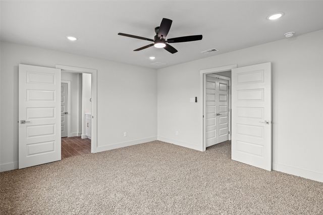 702 Perkins Court, Granbury, TX 76048
