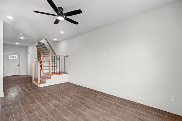 702 Perkins Court, Granbury, TX 76048