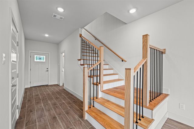 702 Perkins Court, Granbury, TX 76048