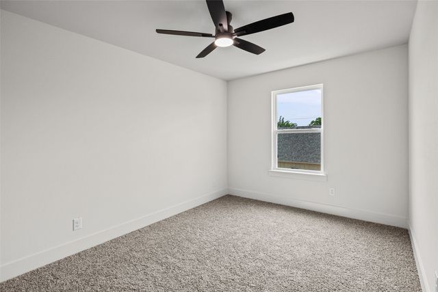 702 Perkins Court, Granbury, TX 76048