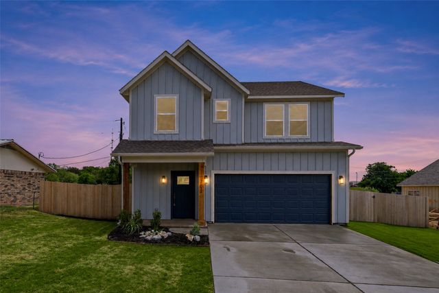 702 Perkins Court, Granbury, TX 76048