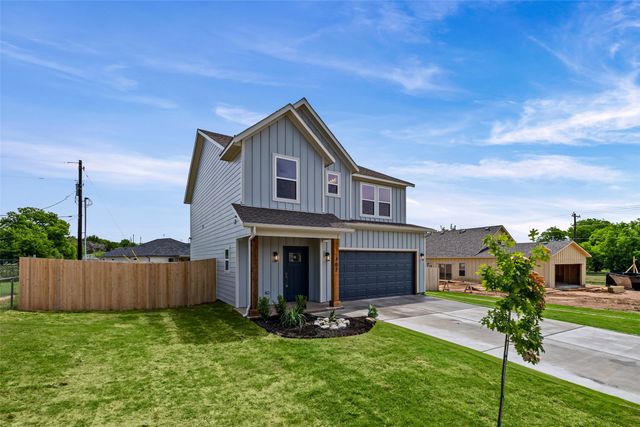 702 Perkins Court, Granbury, TX 76048
