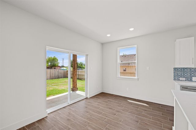 702 Perkins Court, Granbury, TX 76048