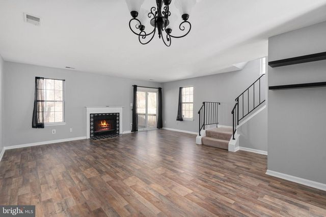 16228 TACONIC CIR, Dumfries, VA 22025