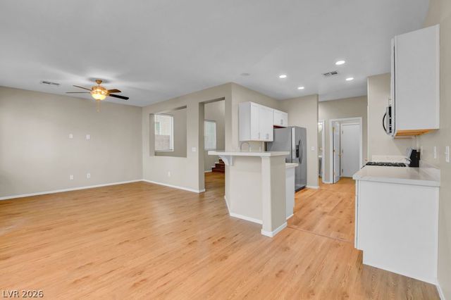 9417 SANTANA SIESTA Avenue, Las Vegas, NV 89166