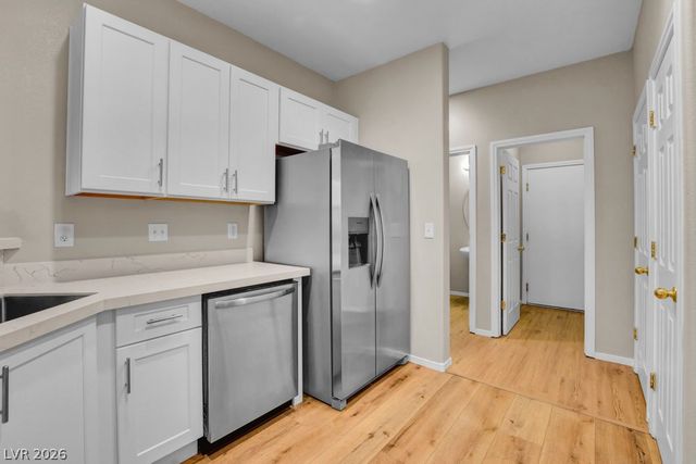 9417 SANTANA SIESTA Avenue, Las Vegas, NV 89166