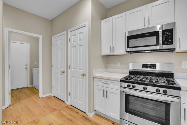 9417 SANTANA SIESTA Avenue, Las Vegas, NV 89166