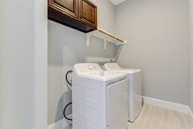 4605 Nett Street, Houston, TX 77007