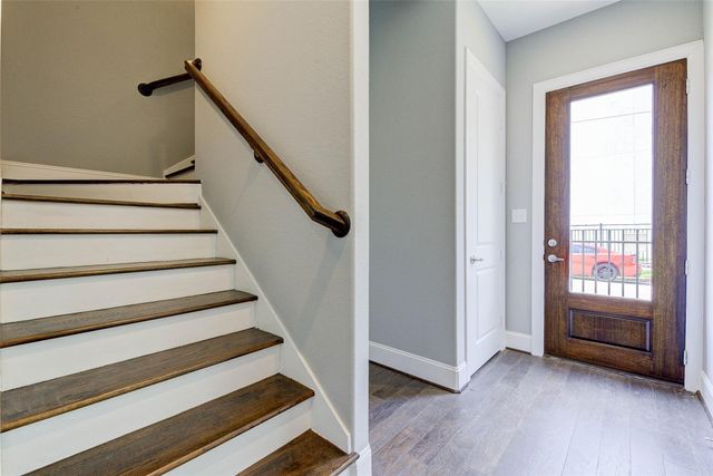 4605 Nett Street, Houston, TX 77007