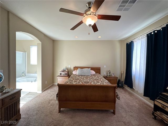 2040 Port Royal Drive, Laughlin, NV 89029