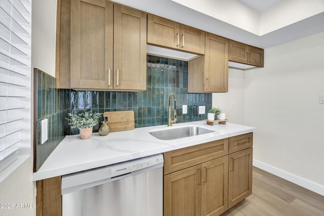 1725 N DATE Street 24, Mesa, AZ 85201