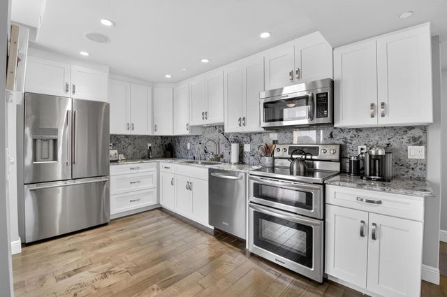 7802 Lakeside Boulevard 725, Boca Raton, FL 33434