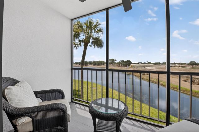 7802 Lakeside Boulevard 725, Boca Raton, FL 33434